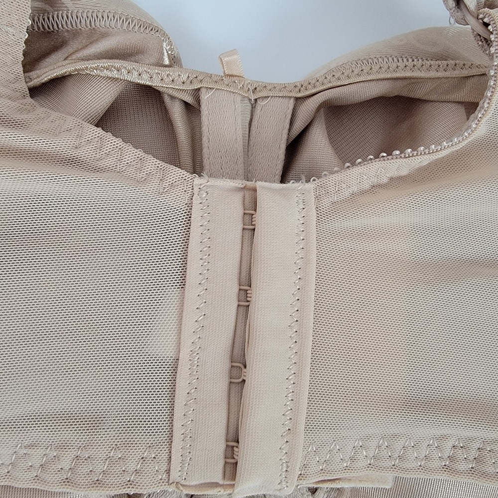 Bali NEW Women's Sz 40 DDD Nude 3562 Minimizer Underwire Bra - Picture 5 of 10
